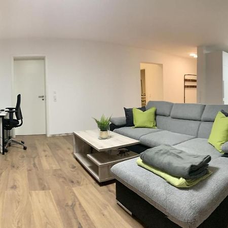 Firmen & Ferienwohnung Brecht 1 Waibstadt Экстерьер фото